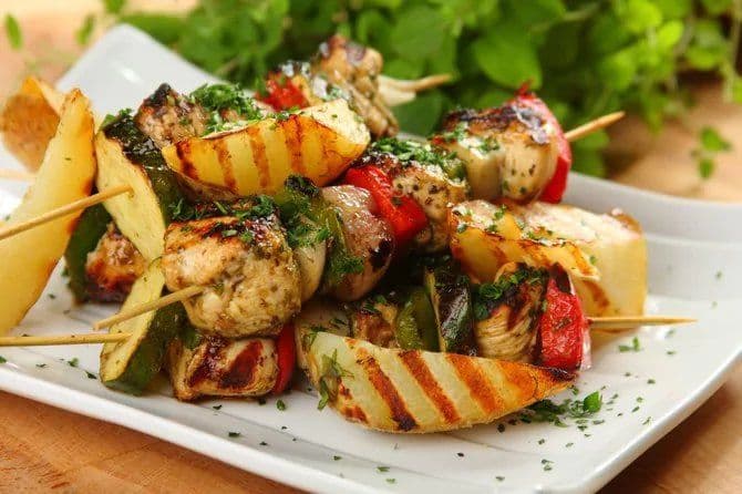Шашлык куриный с овощами вес ЛЭНД